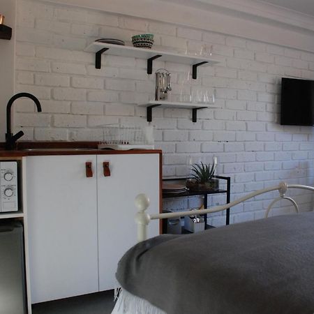 Secure, Private, Queen Room Close To Airport Порт-Элизабет Экстерьер фото